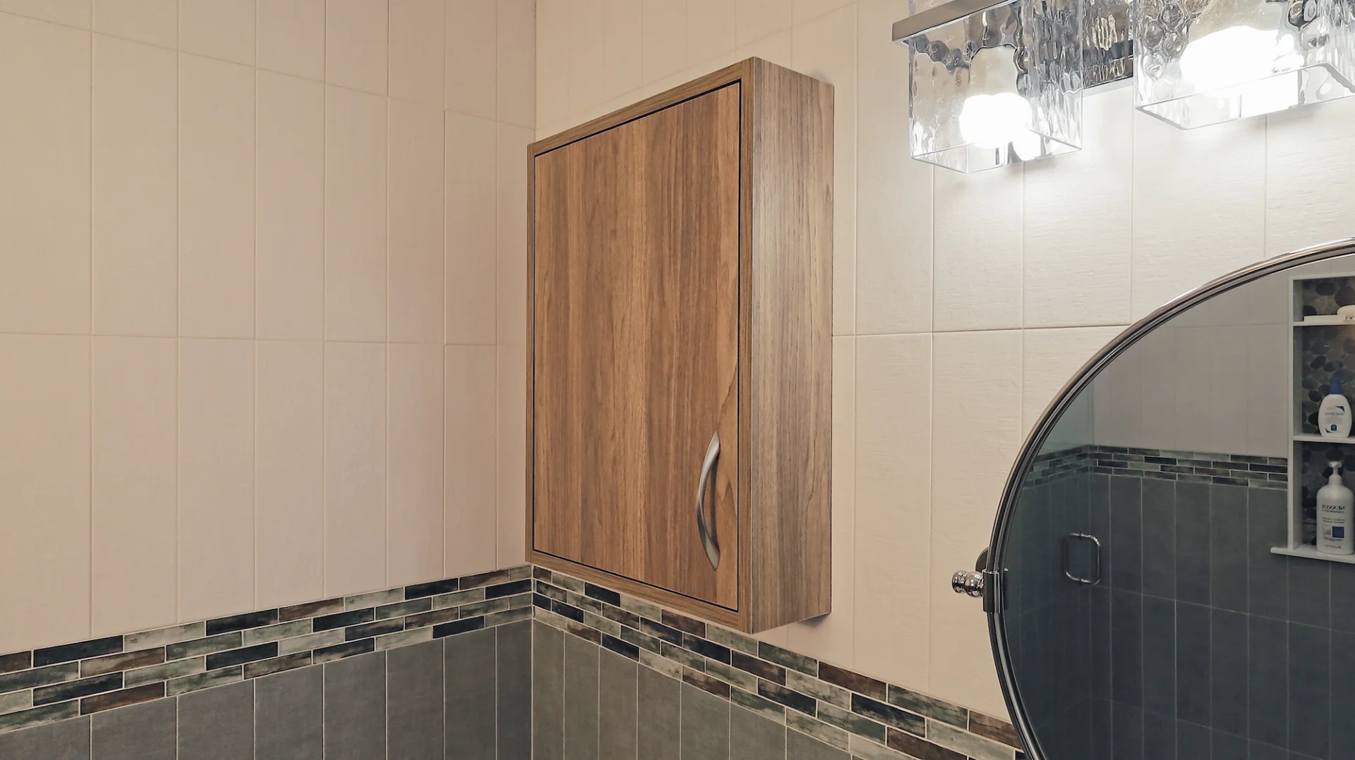 Tapestry Perla and Ocean 4x16 and Java Grey Pebbles