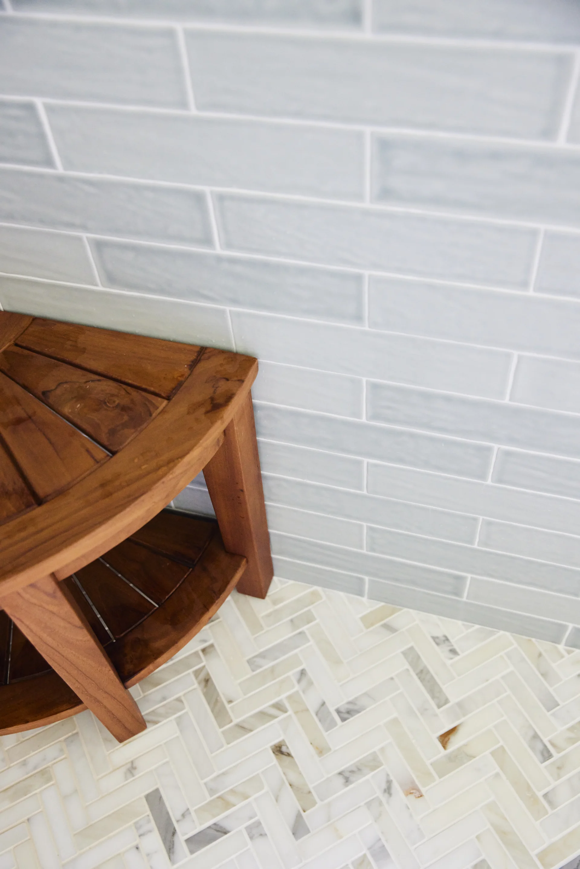 Calacatta Oro Herringbone