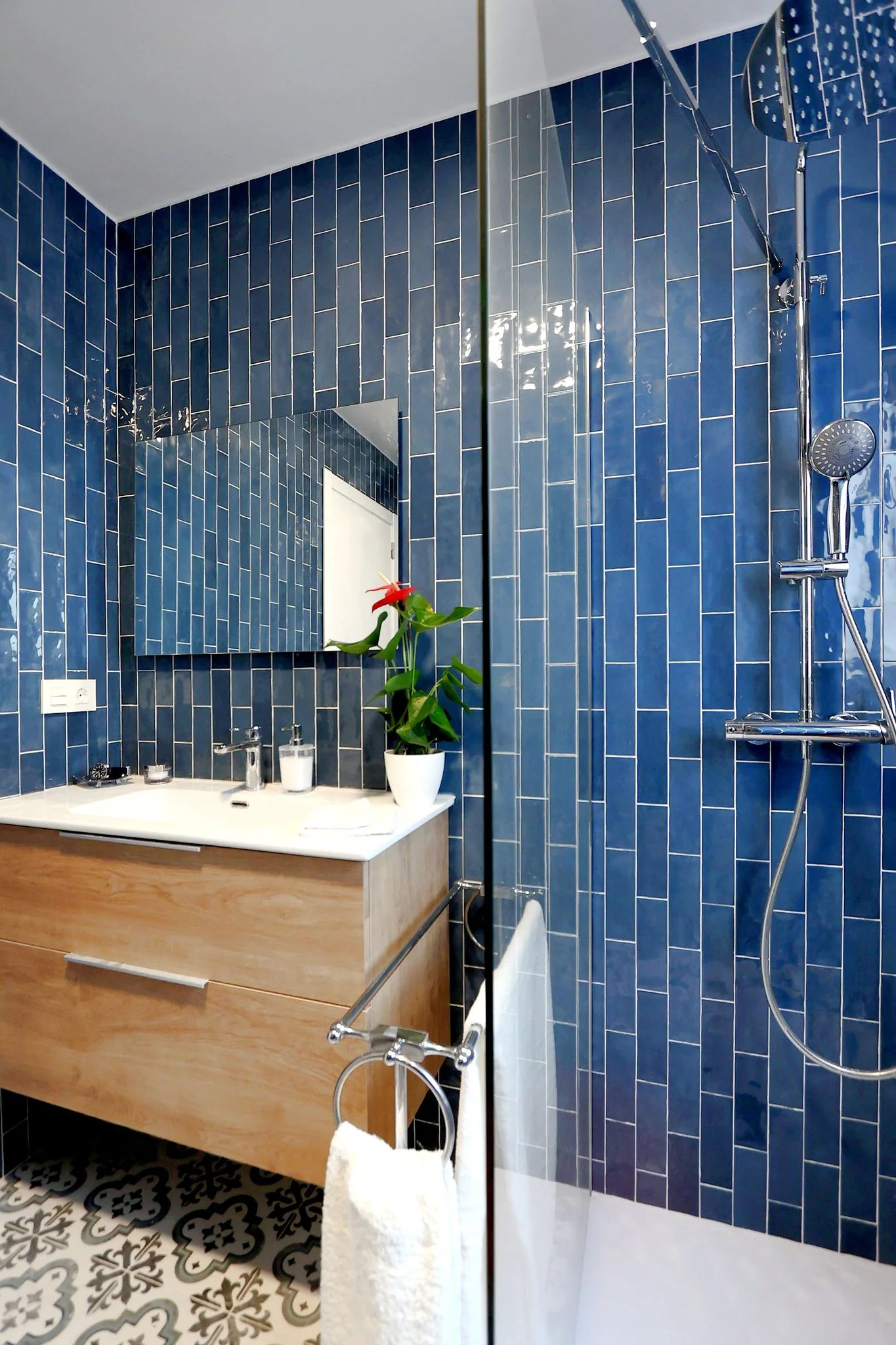 Adex Levante Sirocco Glossy Shower Wall